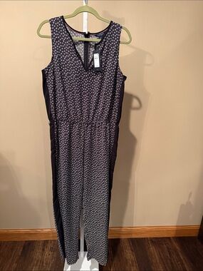 NWT Tommy Hilfiger black  and White Printed Sleeveless Jumpsuit w/ pockets